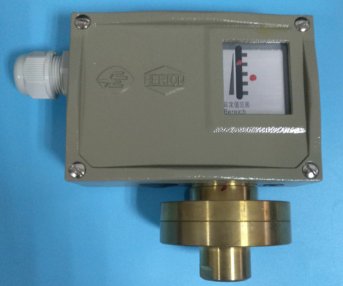 D510/7DK压力控制器 上海远东仪表厂
